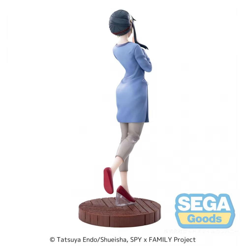 Figurine Yor Forger Saison 1 Cours 2 Luminasta